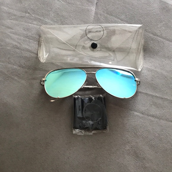 BELLAMI Accessories - Bellami Aviator Sunglasses NWOT